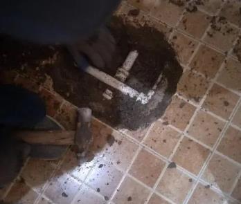 兴县卫生间漏水维修公司为您分享下卫生间渗水如何处理及注意事项